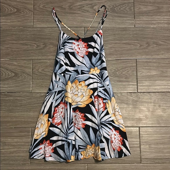 Forever 21 Tropical Bloom Flare Dress with Floral Print size S - Picture 2 of 8